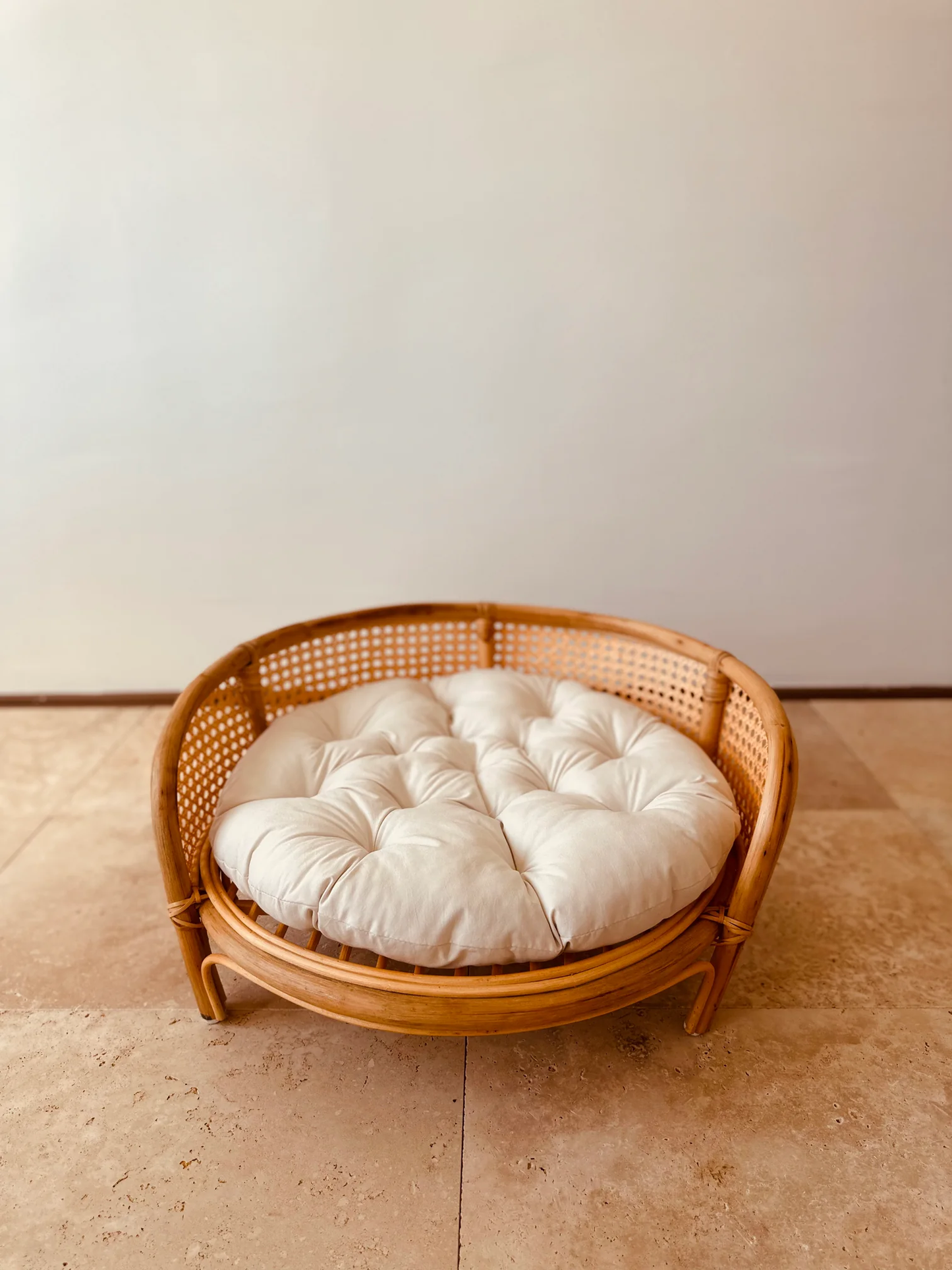 Mossie – Sustainable Rattan Cat Lounge