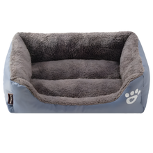 SnuggleNest™ Cozy Plush Cat Bed